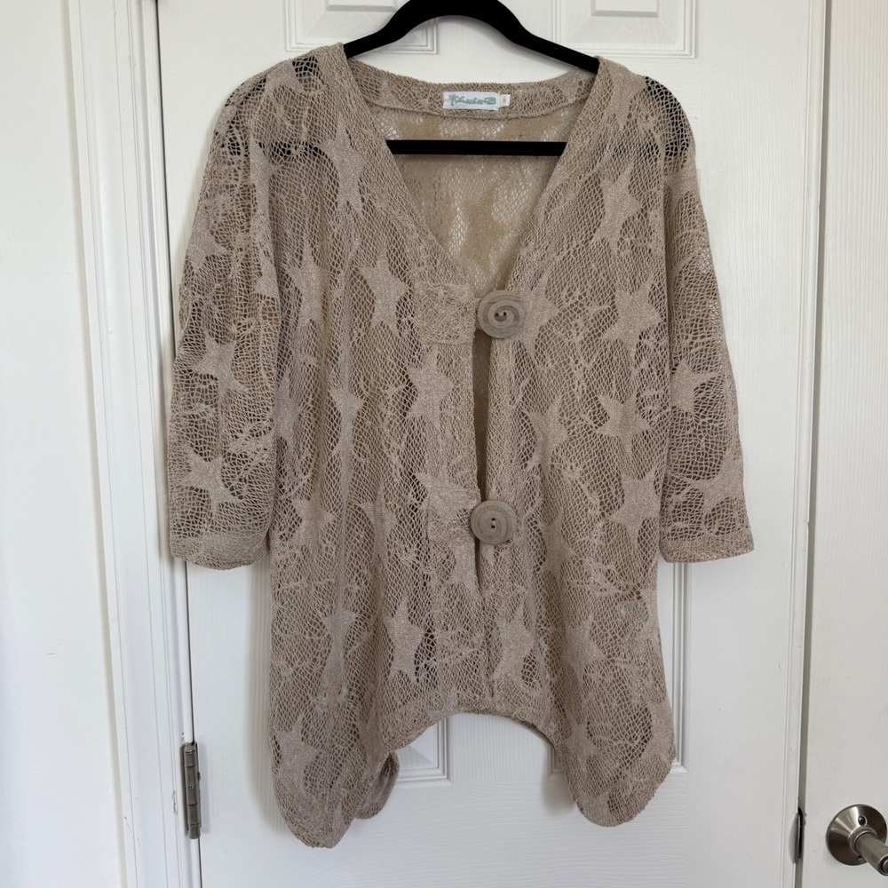 Lulu-B Tan Star Pattern Open Knit Beachy Cardigan Sharkbite Hem Womens Small EUC